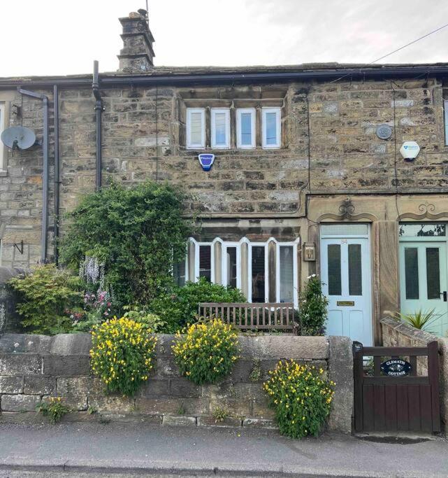 17Th Century Cottage With Hidden Garden Steeton エクステリア 写真